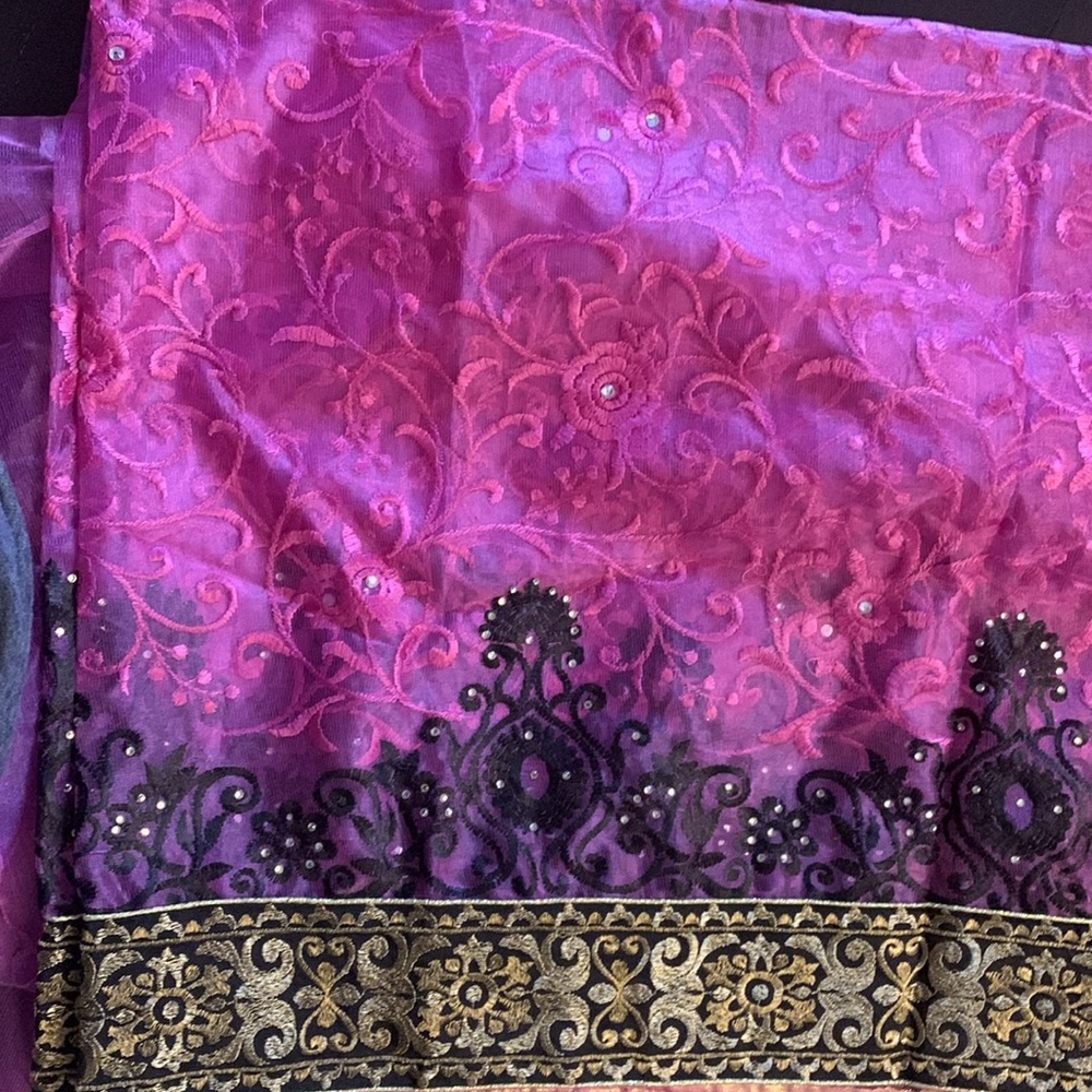 Barbie Pink indian saree - Picture 3 of 4